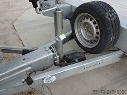  Temared Plattformanhänger Winde