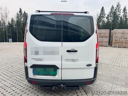 Ford Transit 4x2 Van with 2 Sets of Tires