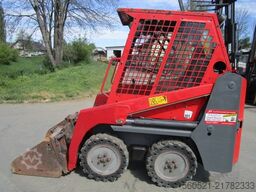 Bobcat S 70 - Kompaktlader mit Schaufel