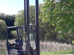 Linde E16 - 02