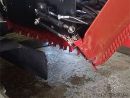 Prinoth Huskey snow groomer