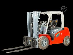 Heli CPD45-G2 4-Rad - 6 Jahre Garantie 4,7m Hub Triplex