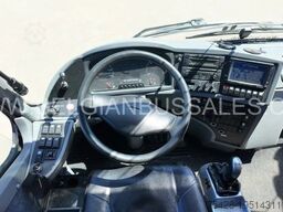 VDL/Bova Futura classic FHD-13-420 / Lift Handicap Bus