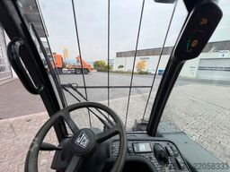 JCB TLT 30D Teletruck 2WD / nur 1.948h!