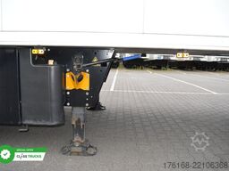 SCHMITZ CARGOBULL SKO FP 60 ThermoKing SLXi 300
