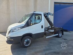 IVECO DAILY 35C16