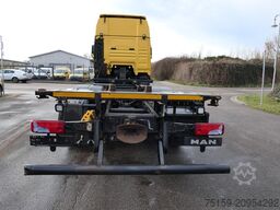 man TGX 26.420 6x2 KLIMA AHK Lenkachse