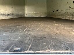 KRONE Wechselbrücke Koffer