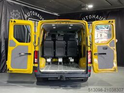 VOLKSWAGEN CRAFTER 2.0TDI 8 SITZER TEMP. KLIMA AHK 1.HAND