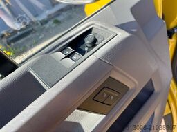 VOLKSWAGEN CRAFTER 2.0TDI 8 SITZER TEMP. KLIMA AHK 1.HAND
