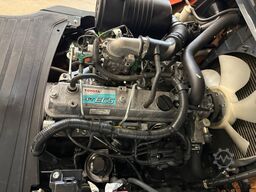 Toyota 11181 - 02-8FG15