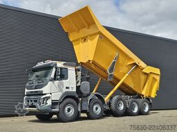 Volvo FMX 460 10x4 TIPPER / MINING