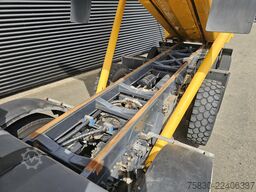 Volvo FMX 460 10x4 TIPPER / MINING