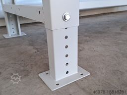 Werkbank Arbeitstisch Breite: ca. 1.725 mm Tiefe: ca. 750 mm