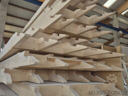 Hundegger Lohnfertigung im Holzbereich