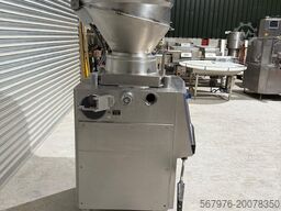 Handtmann VF80 Vacuum Filler