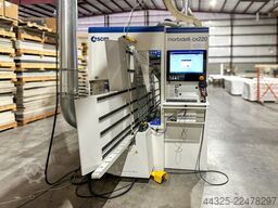 SCM CX 220