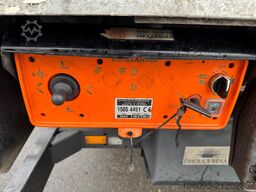 Volvo FL 210 Bakwagen