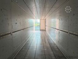 SCHMITZ CARGOBULL SKO24 THERMO KING SLX300 WITH 5400 ENGINE HOURS