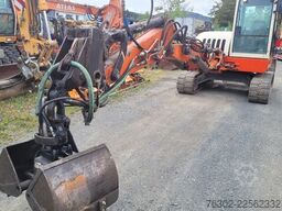 Schaeff HR 32 Kompaktbagger Circular