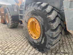Liebherr L576