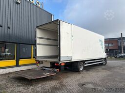 DAF LF 55.250 + lift + euro 5