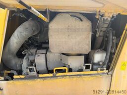 Komatsu D65EX-17