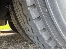 DAF LF 45.180 / Manual / Tail Lift / NL Truck