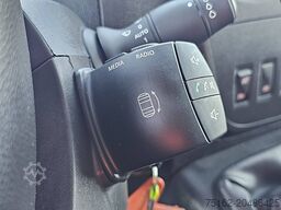 RENAULT MASTER 2.3 Bakwagen Laadklep!