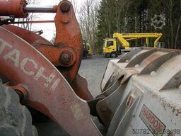 HITACHI Radlader HITACHI ZW200