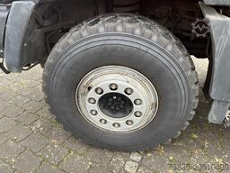 Mercedes-Benz Unimog U427