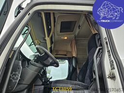 Mercedes-Benz Actros 1842