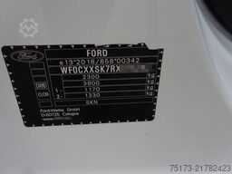 FORD Transit Connect 102PS Limited L2 Kasten Navi