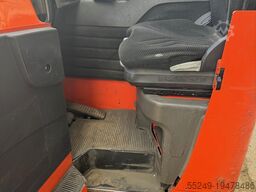 BT LRE300 4 ton capacity.