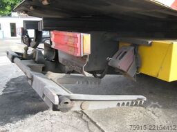 MERCEDES-BENZ 1223 L Atego TISCHER Schiebeplateau Kran Brille