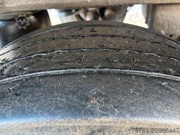 SCHMITZ CARGOBULL SKI 24 SL 8.2     32 cbm Stahl