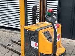 Jungheinrich EJC16 Triplex