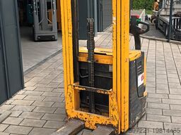 Jungheinrich EJC16 Triplex