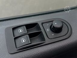 VOLKSWAGEN T5 Kombi 2.0 Tdi Lang BlueMotion 9 Sitze Klima