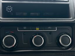 VOLKSWAGEN T5 Kombi 2.0 Tdi Lang BlueMotion 9 Sitze Klima