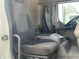 DAF LF 210 FA Cabine