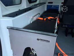 Opel Vivaro **AMBULANCE-RETTUNGSWAGEN**