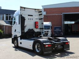 Renault T520 Retarder High-Sleeper LED 2 Tanks VIN:PD