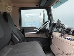 Emoss 1824 electric chassis truck 188.300km