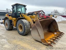 Caterpillar 966M