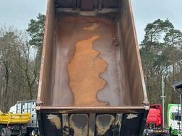 MERCEDES-BENZ Arocs 4148AK BB 8x8 Kipper 33m³ 3x Vorhanden