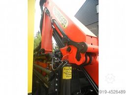 Mercedes-Benz UNIMOG 1300L mit großem Kran + Funkfernsteuerung