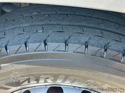 Iveco 70C15H 2 persoonslift, Electric/Hydraulic lift ...