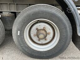 JUNGE DURCHLADER, ANHäNGER