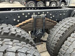Mercedes-Benz Axor 3344 6x4 Chassis Cabin